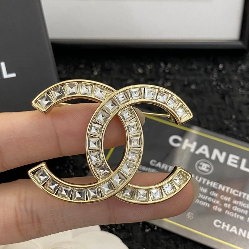 Chanel Brooches EasyMatch 229183