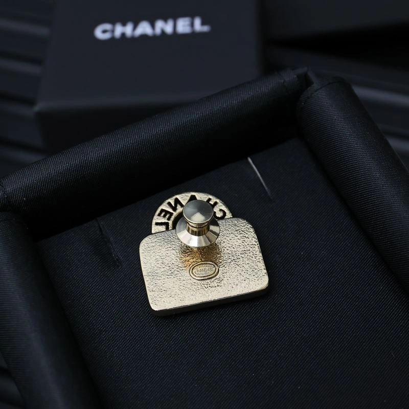 Chanel Brooches Neat 229219