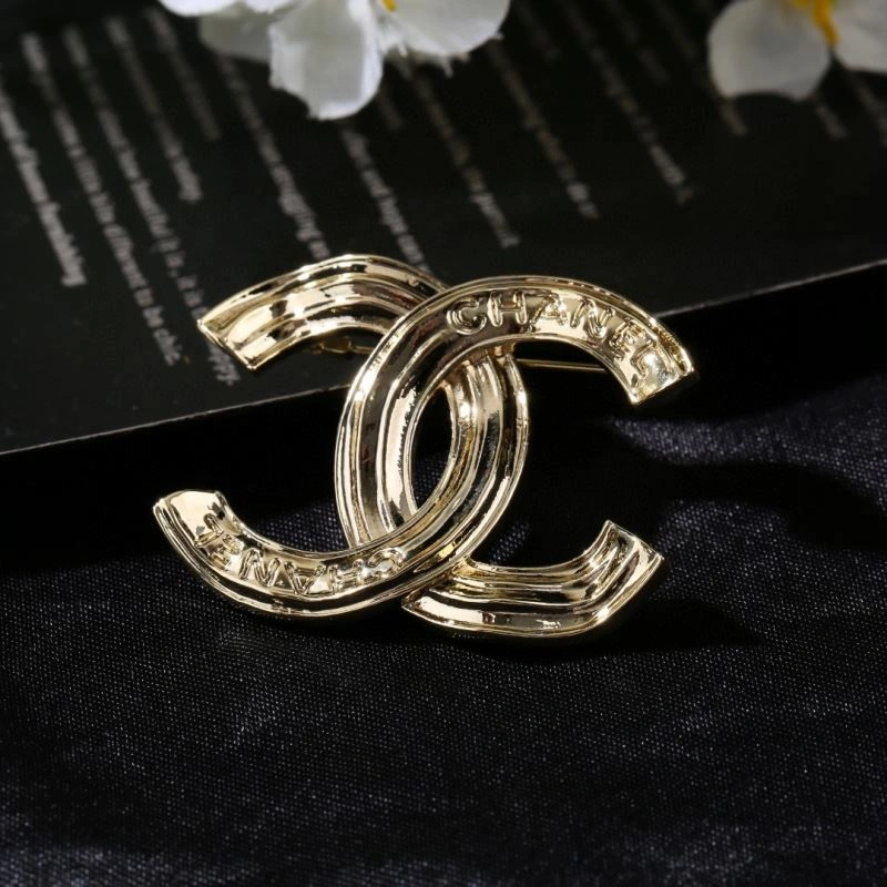Chanel Brooches Trendsetting 229169