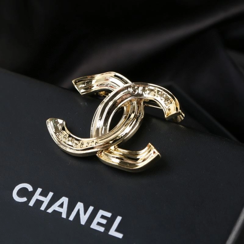Chanel Brooches Trendsetting 229169