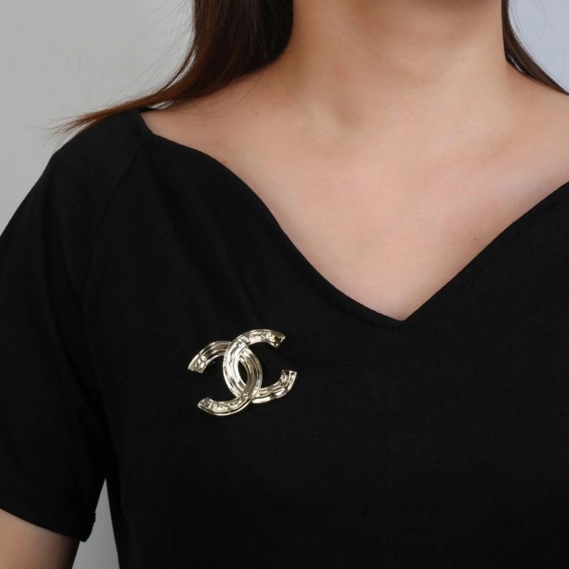 Chanel Brooches Trendsetting 229169