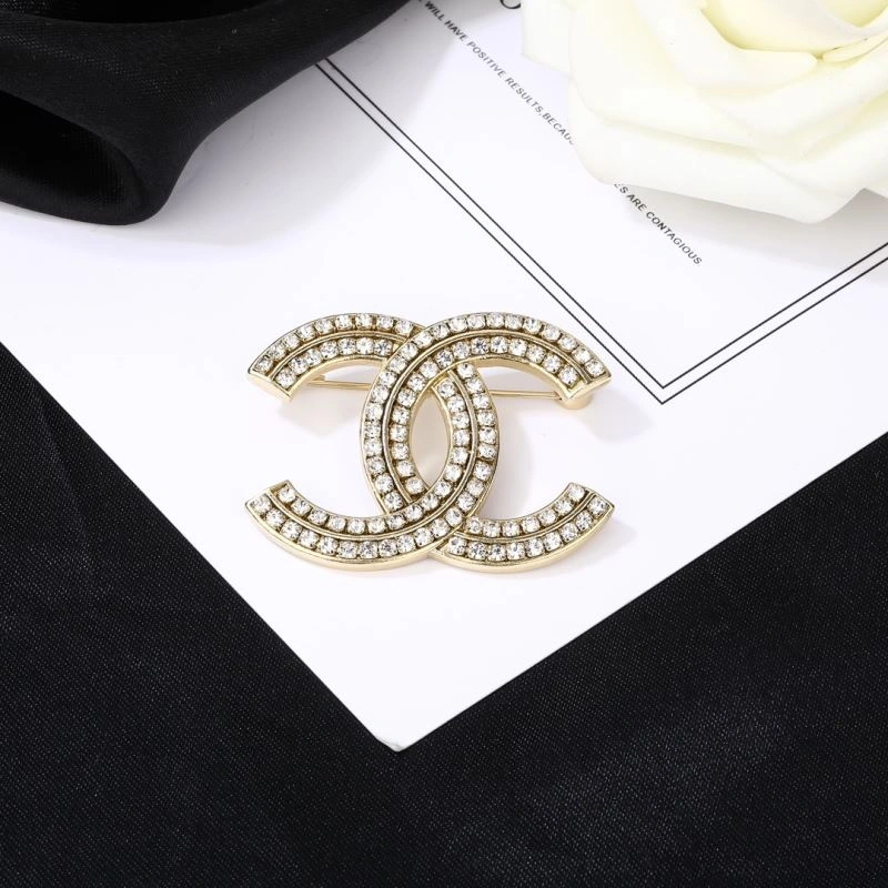 Chic Chanel Brooches 229203