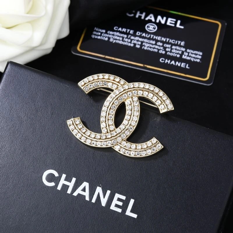 Chic Chanel Brooches 229203