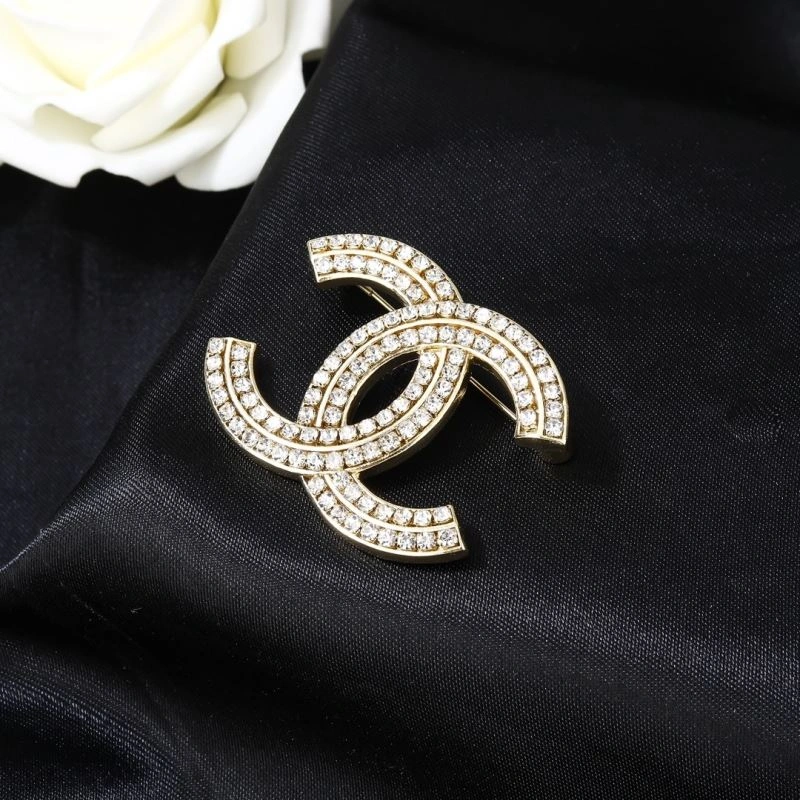 Chic Chanel Brooches 229203