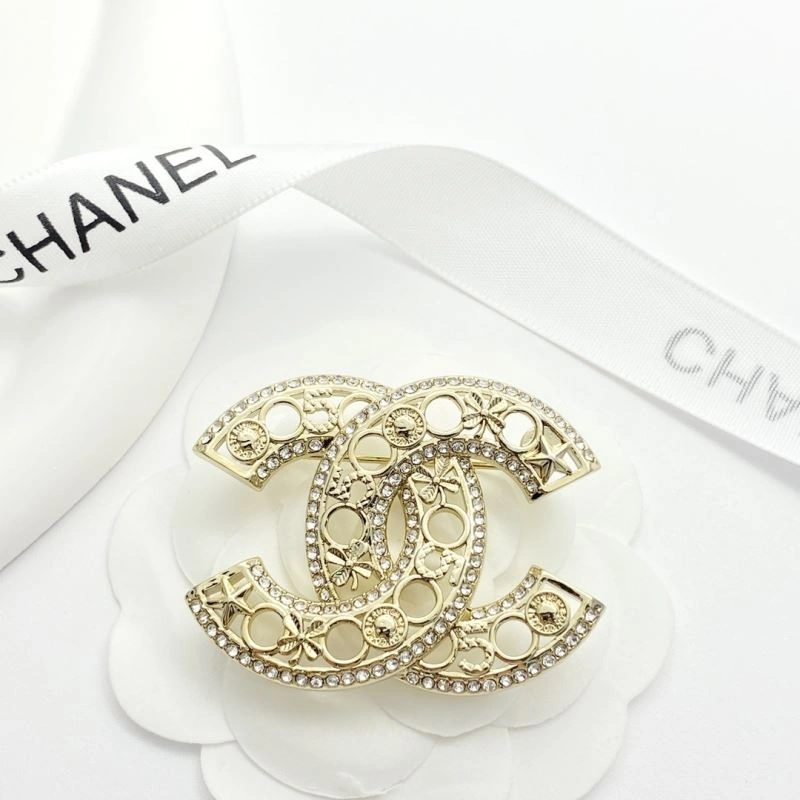 SoftTouch Chanel Brooches 229199