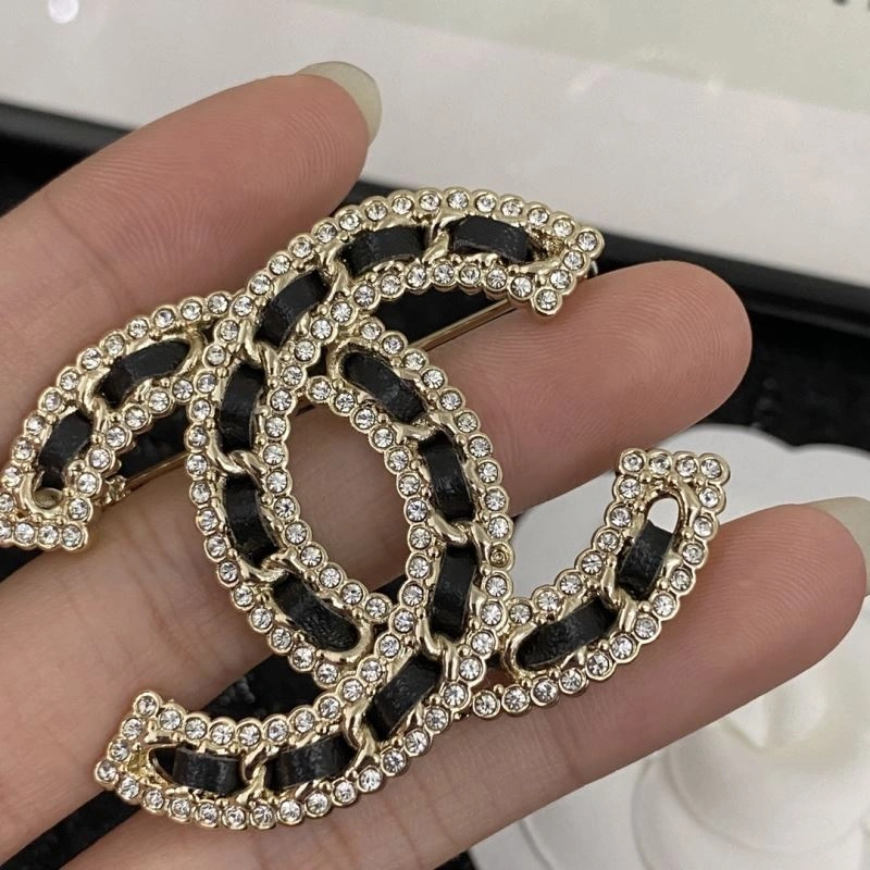 Chanel Brooches Refined 229228