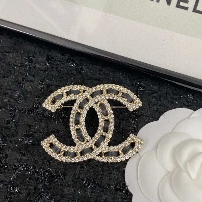 Chanel Brooches Refined 229228