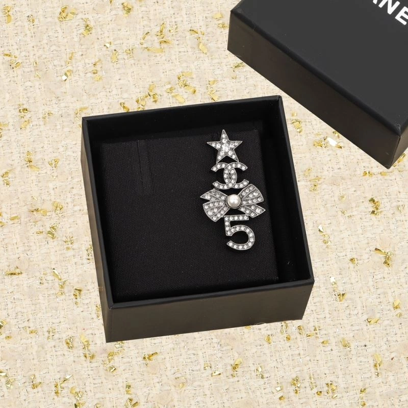 Chanel Brooches Lightweight 229180