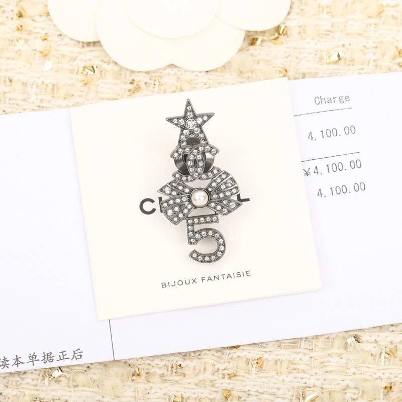 Chanel Brooches Lightweight 229180