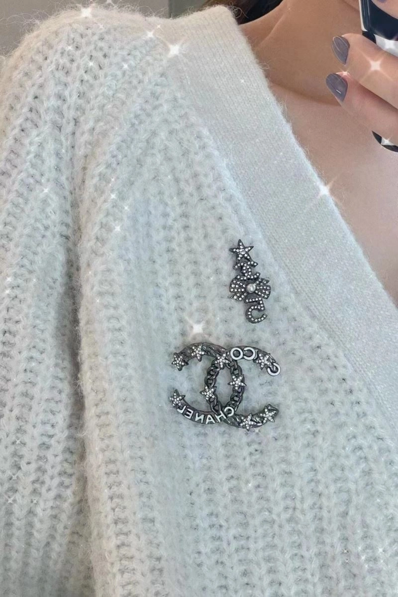 Chanel Brooches Lightweight 229180