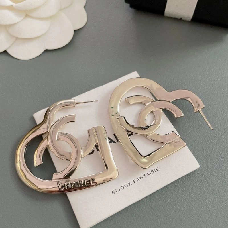 HighPerformance Chanel Brooches 229214