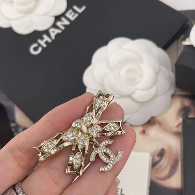 Upgraded Chanel Brooches 229164