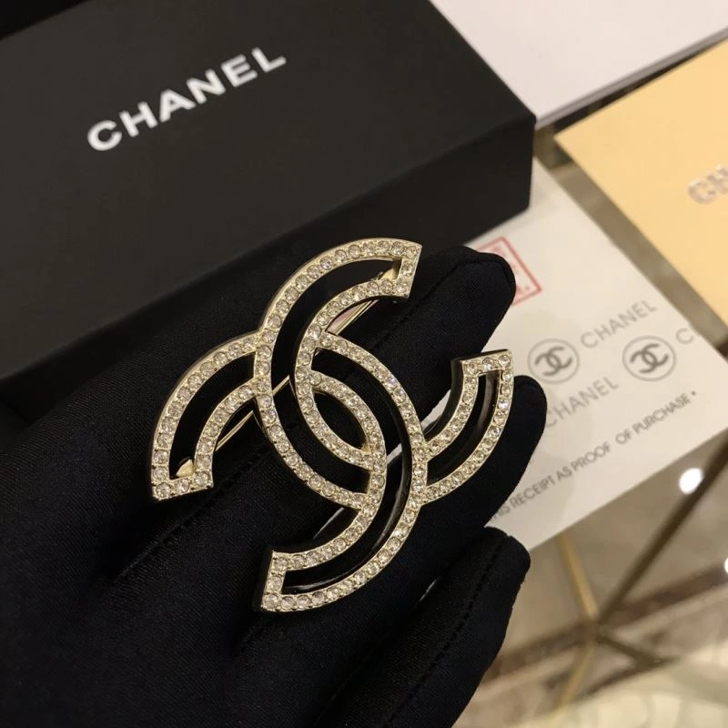 Chanel Brooches UrbanStyle 229160