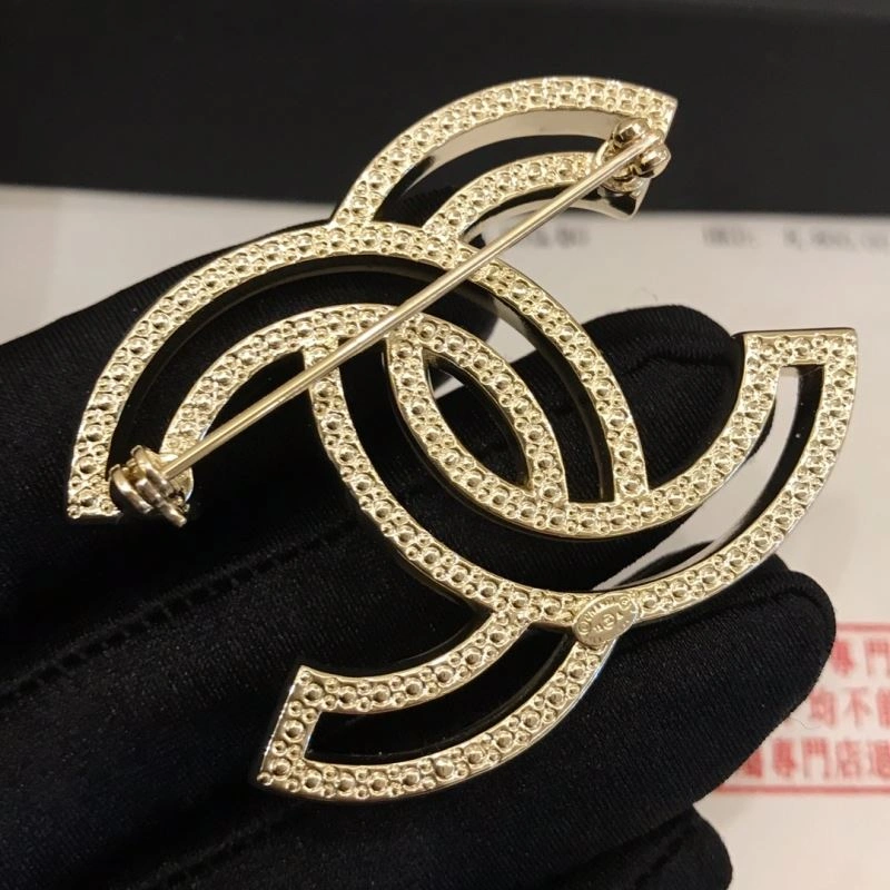 Chanel Brooches UrbanStyle 229160