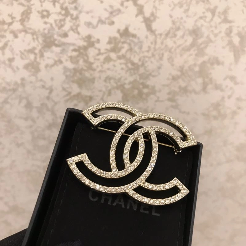Chanel Brooches UrbanStyle 229160