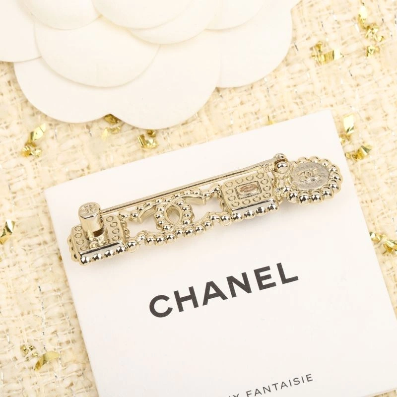 Soft Chanel Brooches 229177