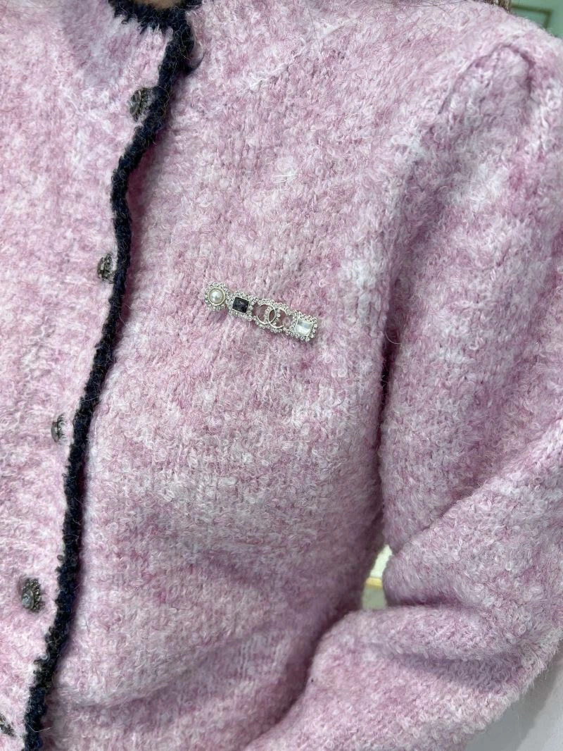 Soft Chanel Brooches 229177