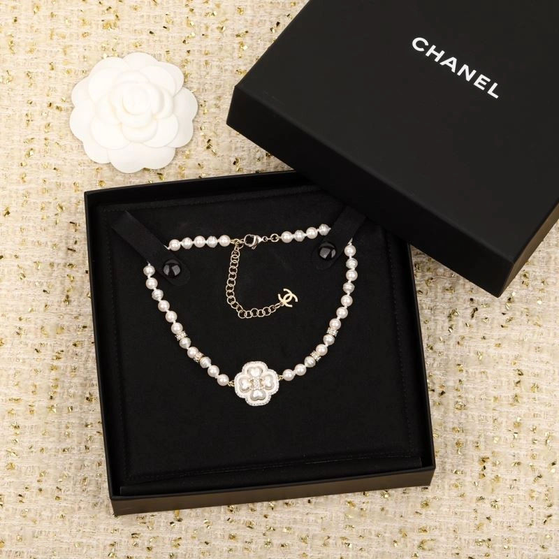 Chanel Brooches Premium 229178
