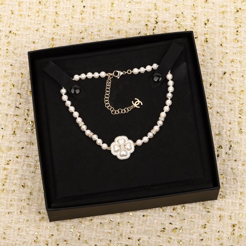 Chanel Brooches Premium 229178