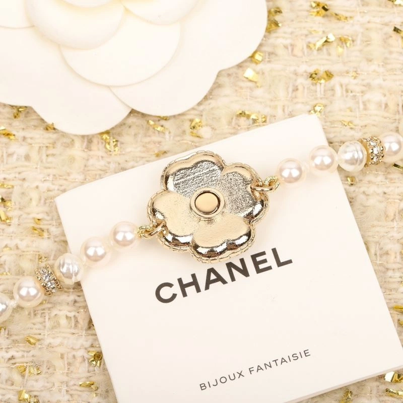 Chanel Brooches Premium 229178