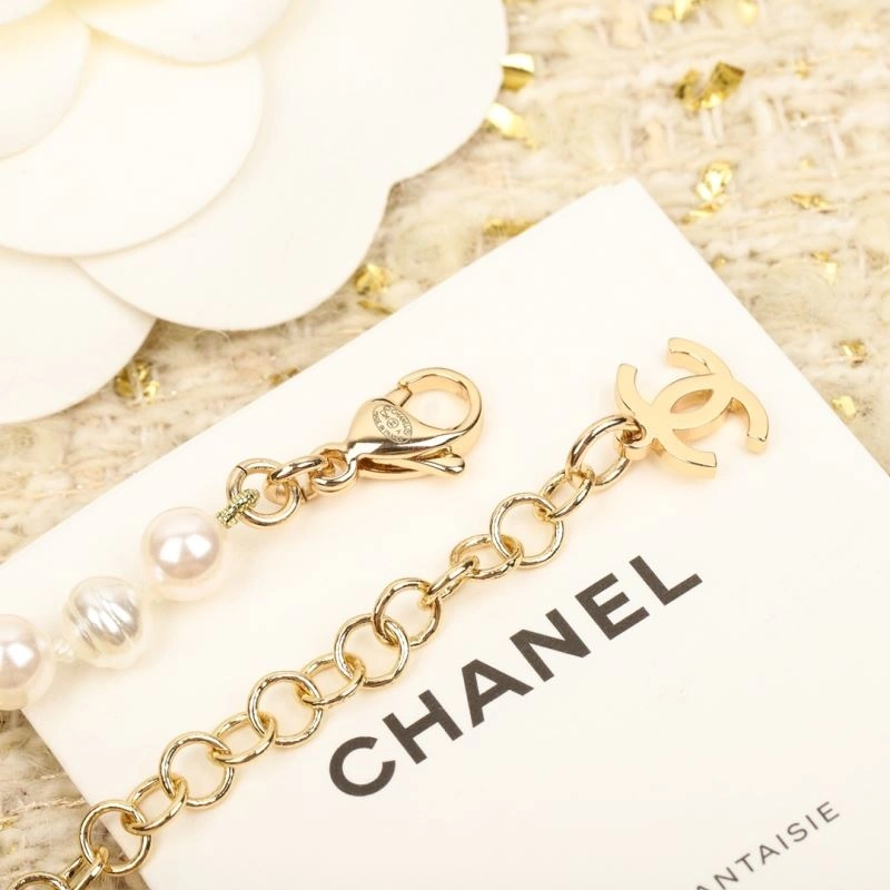 Chanel Brooches Premium 229178