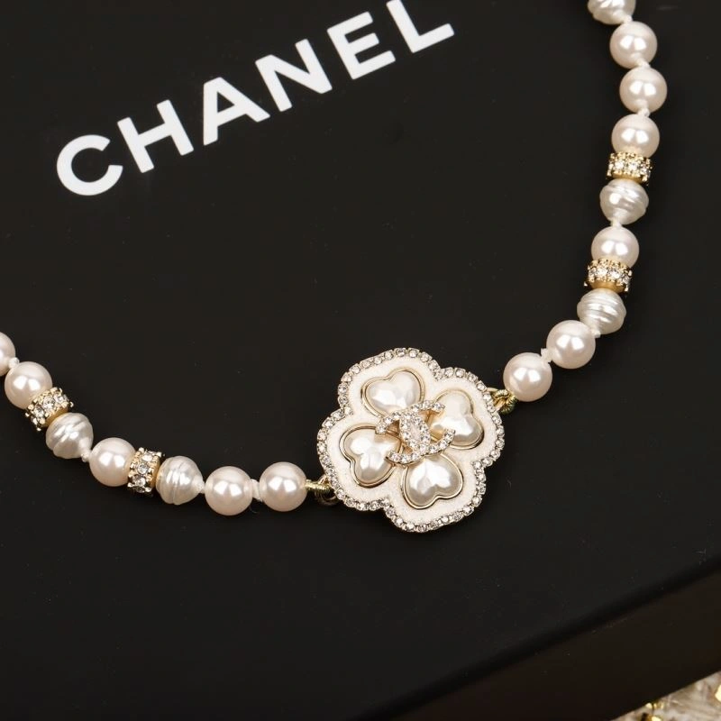 Chanel Brooches Premium 229178