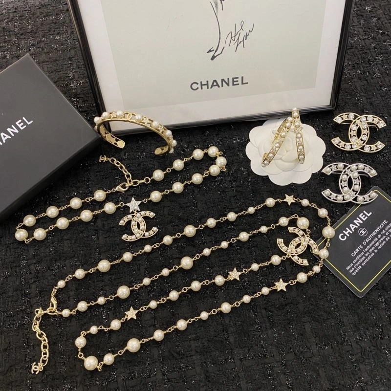 Chanel Brooches Compact 229192