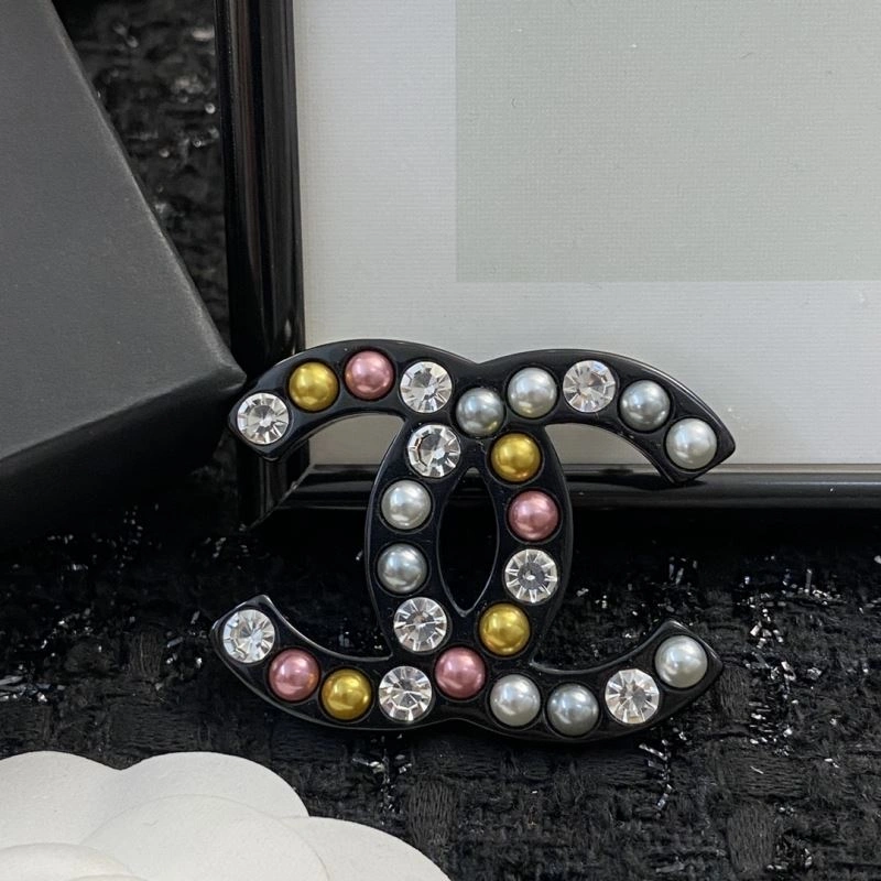Chanel Brooches FashionForward 229151