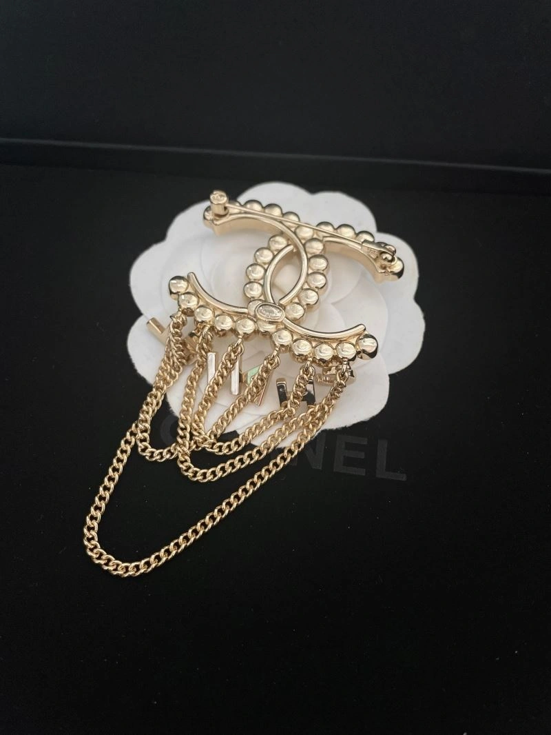 Functional Chanel Brooches 229153