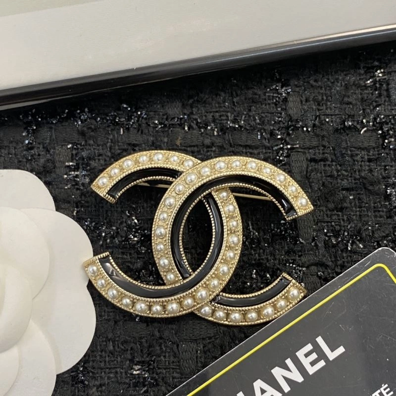 Chanel Brooches Neat 229142