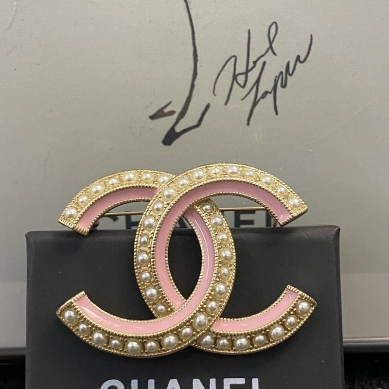 Chanel Brooches Neat 229142