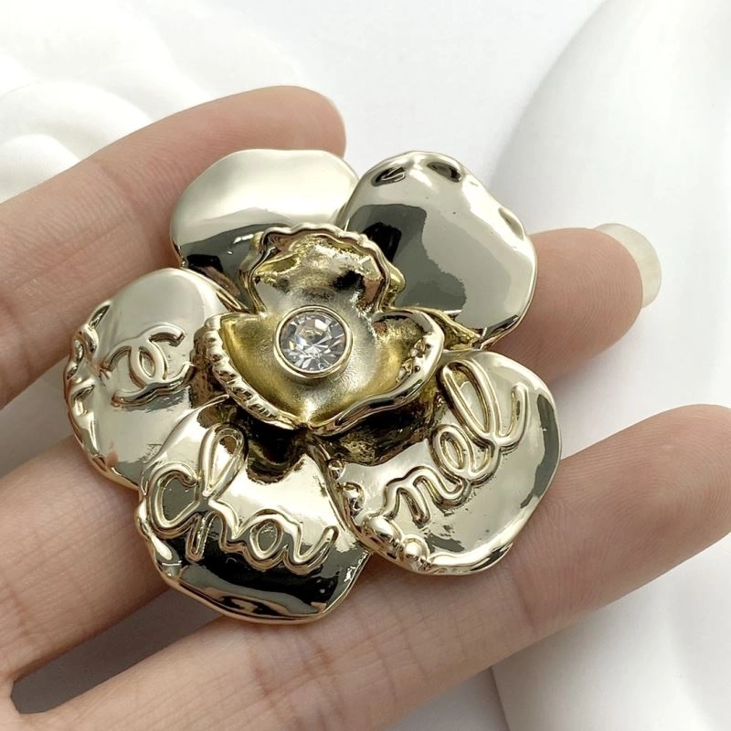 Chanel Brooches Practical 229141