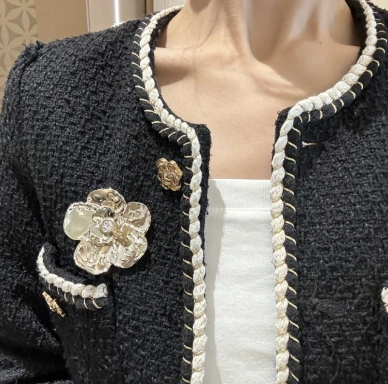 Chanel Brooches Practical 229141