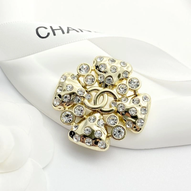 Chanel Brooches Sleek 229139
