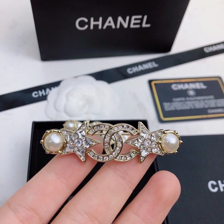 Chanel Brooches UrbanStyle 229185