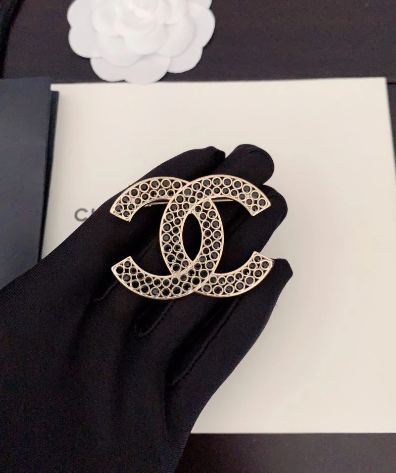 Chanel Brooches Attractive 228325