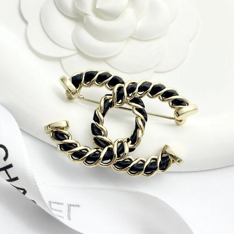Flexible Chanel Brooches 228327