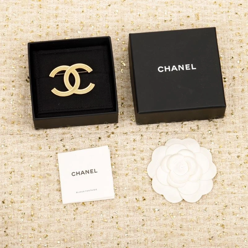 Chanel Brooches Original 228326