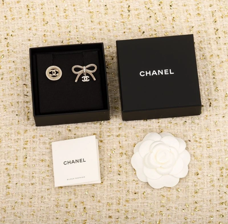 Chanel Brooches StreetReady 228311