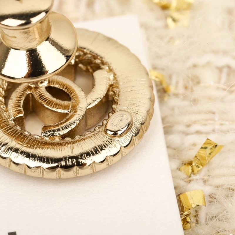 Chanel Brooches StreetReady 228311