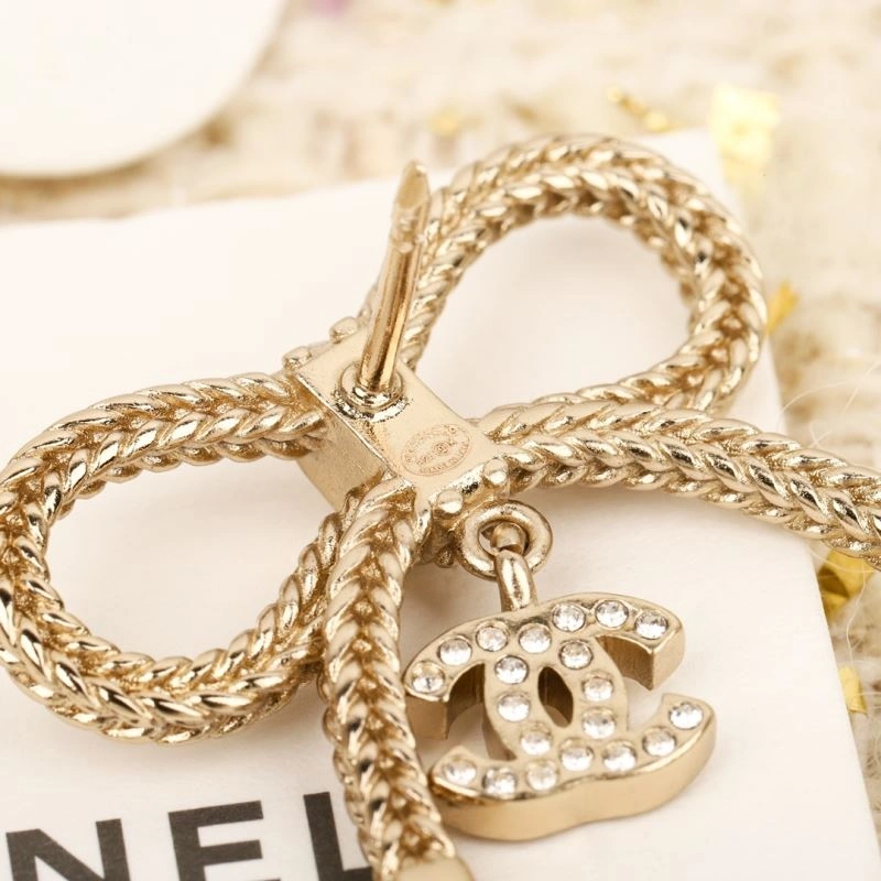 Chanel Brooches StreetReady 228311