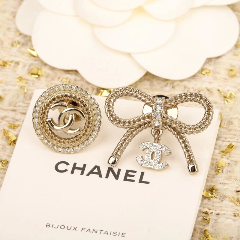 Chanel Brooches StreetReady 228311