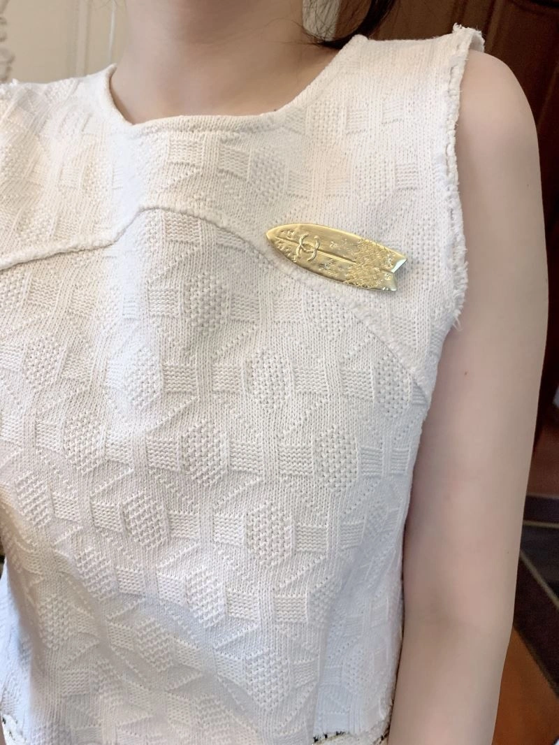 Chanel Brooches Reliable 228310