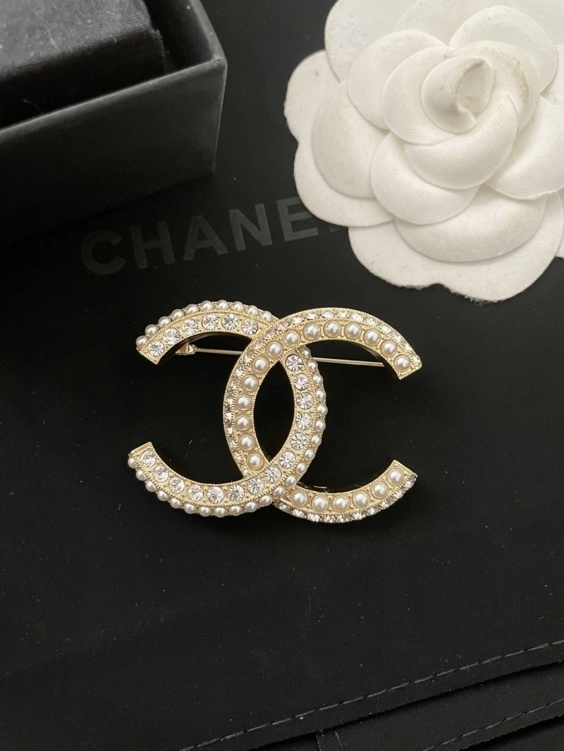 Chanel Brooches Premium 228308