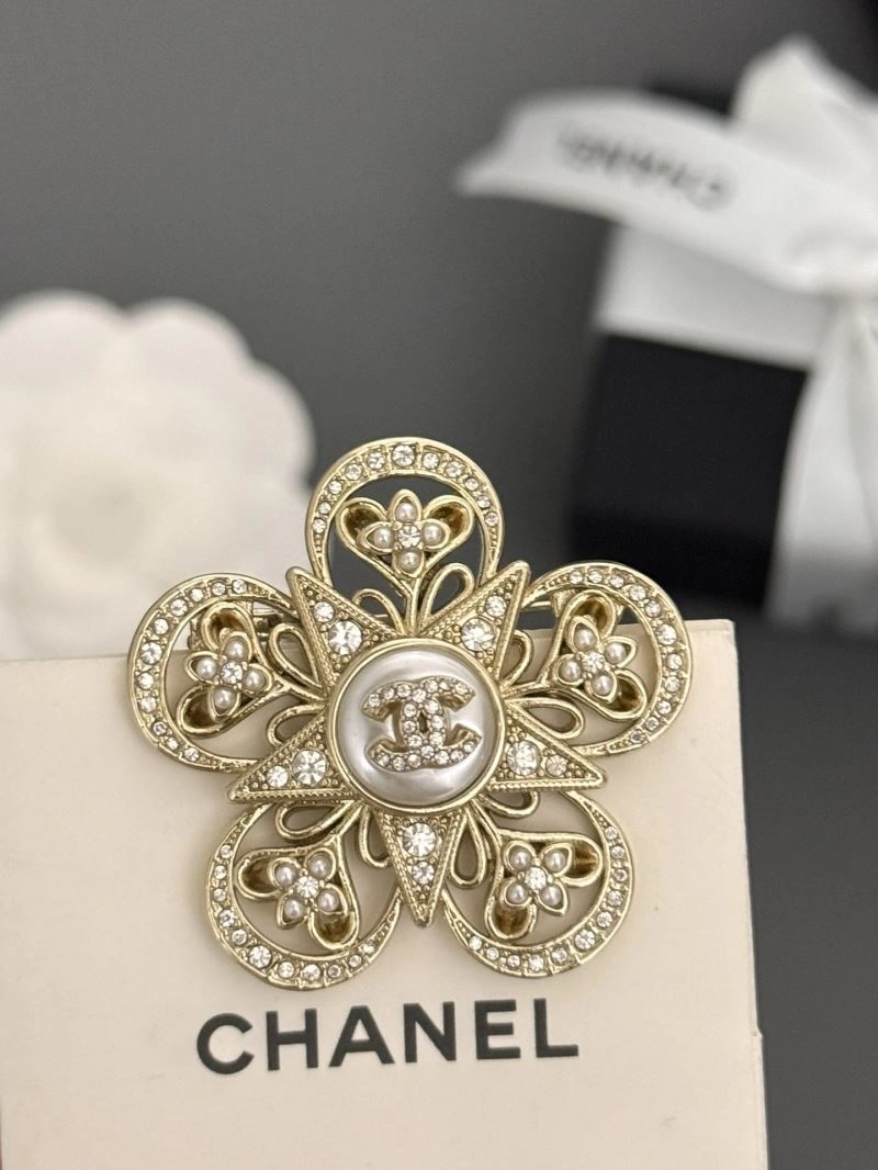 Chanel Brooches Fashionable 228340
