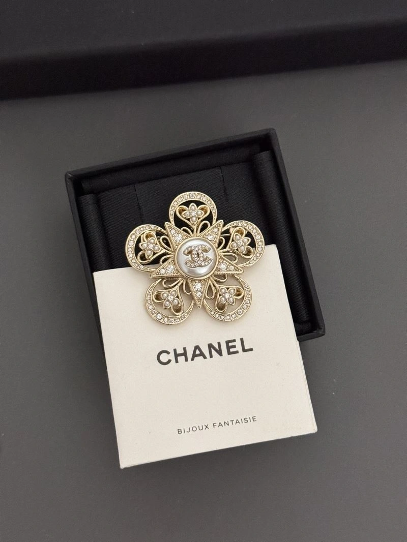 Chanel Brooches Fashionable 228340