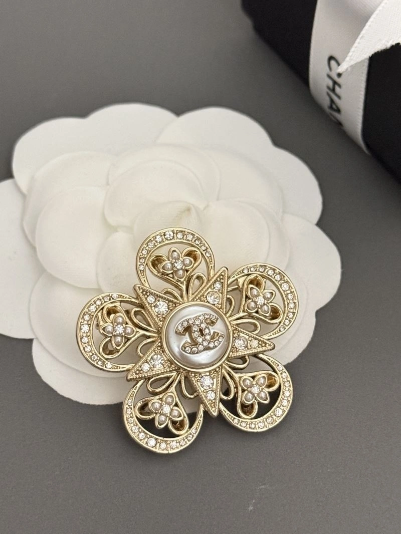 Chanel Brooches Fashionable 228340