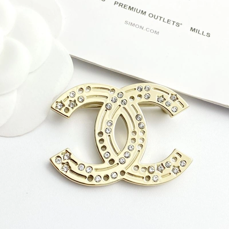 Original Chanel Brooches 228300