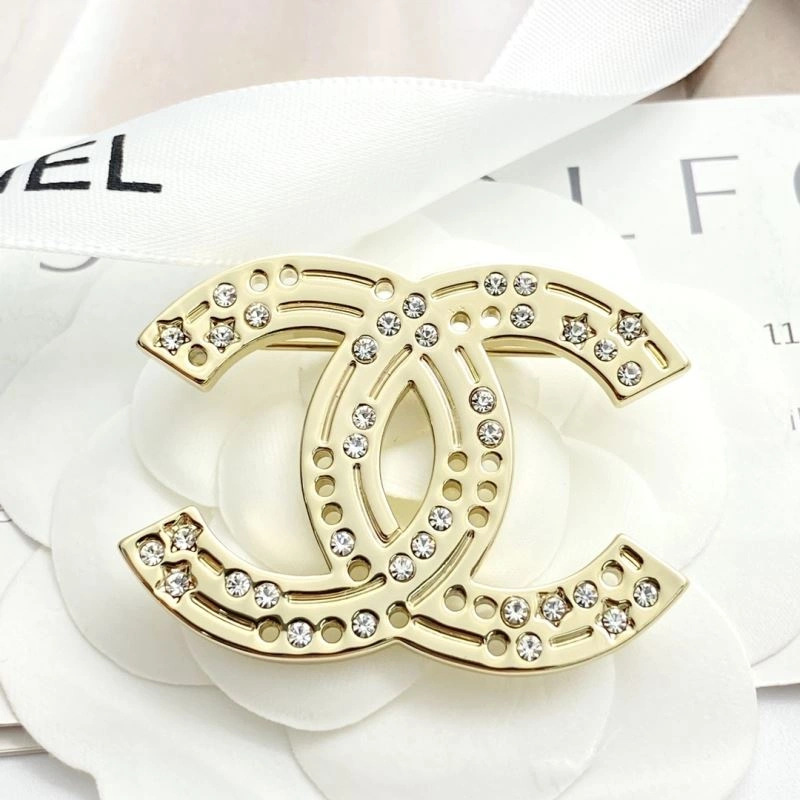 Original Chanel Brooches 228300