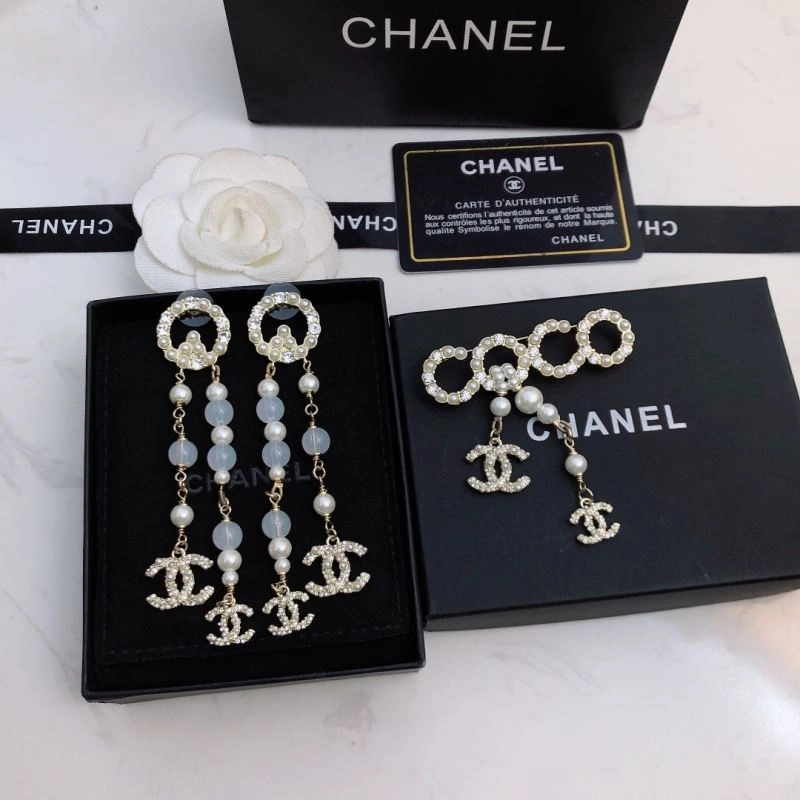 EasyMatch Chanel Brooches 228294